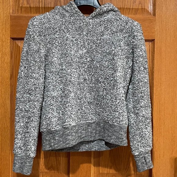 WALLFLOWER GIRL Girl's L 14-16 Pullover Gray Sherpa Fuzzy Warm Hoodie Sweater - Picture 1 of 3